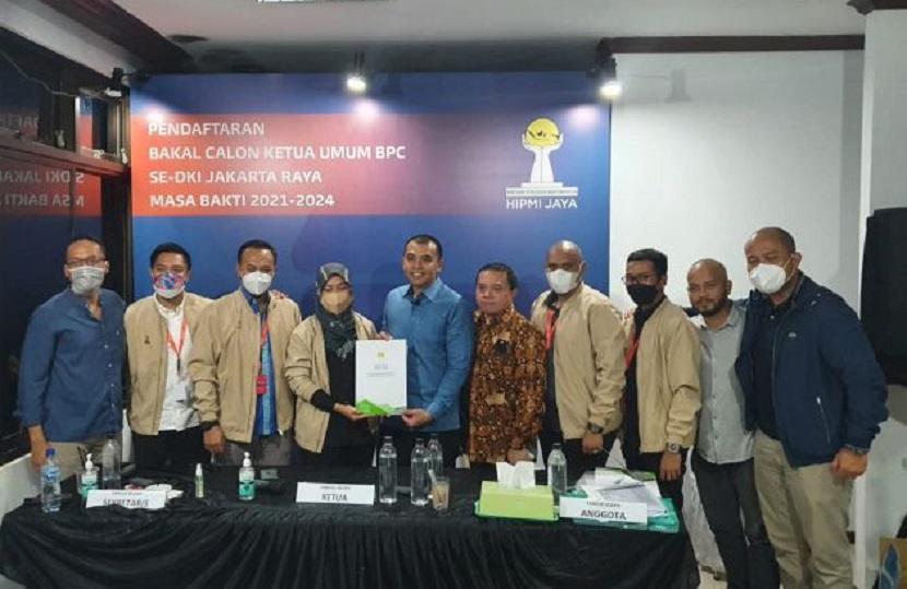 Panitia seleksi Badan Pengurus Daerah Himpunan Pengusaha Muda Indonesia DKI Jakarta Raya (Pansel BPD Hipmi Jaya) sudah menerima 18 bakal calon ketua umum Badan Pengurus Cabang (BPC) HIPMI sampai Jumat (5/11) hari ini.