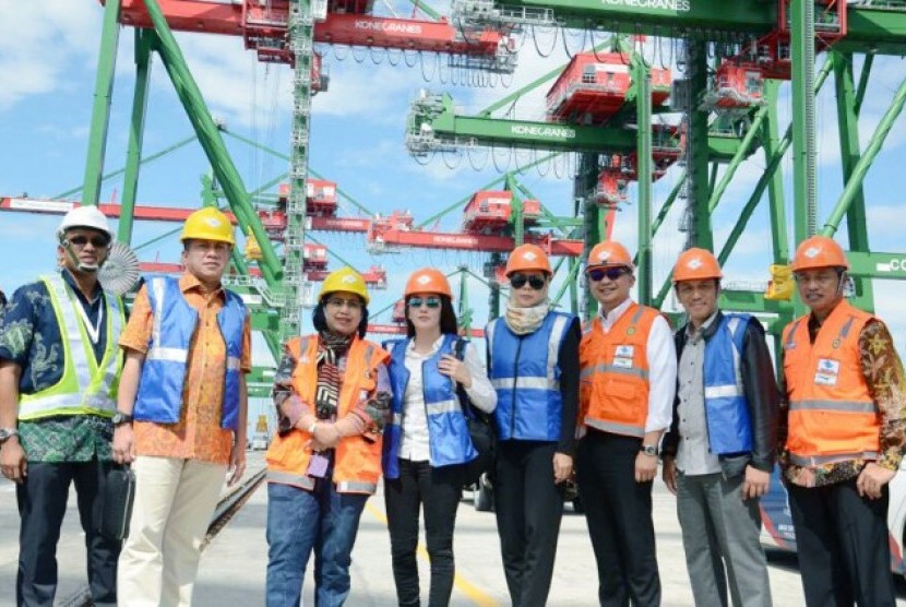 Pansus Pelindo II DPR RI meninjau Pelabuhan Terminal Teluk Lamong