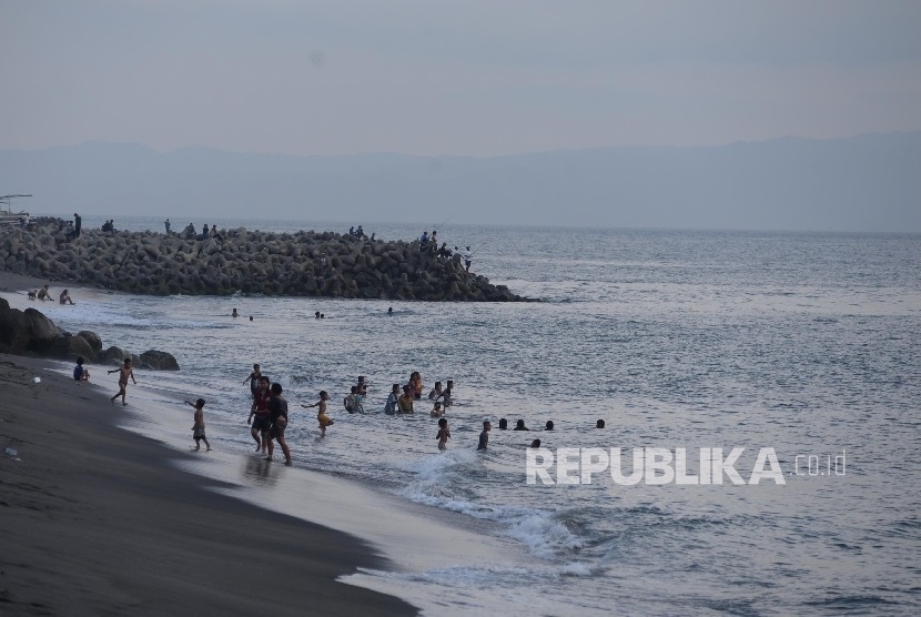 Wisatawan pantai Bintan diminta patuhi SOP yang sudah diterapkan pengelola tempat wisata (Foto: ilustrasi wisata pantai)