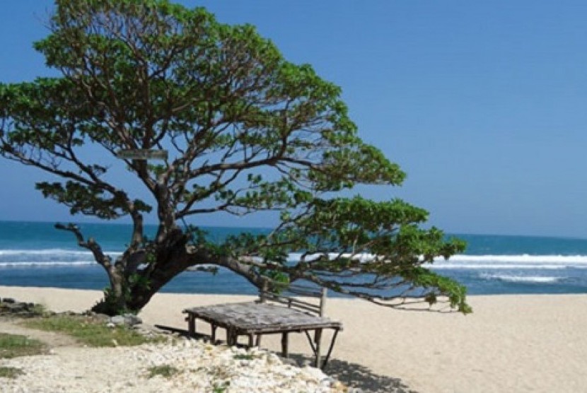 Pantai Pok Tunggal di Bantul, Yogyakarta