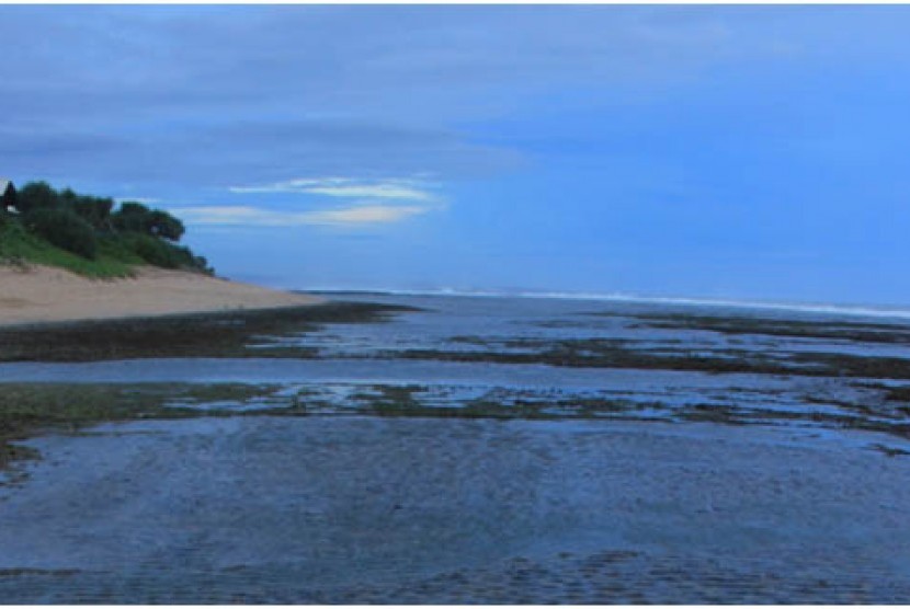 Wisata Pantai Sayang Heulang di Garut Ditutup untuk Umum.