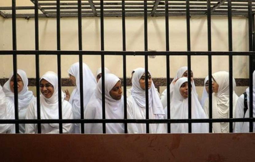Para anggpta Ikhwanul Muslimin yang berada dalam tahanan Mesir.