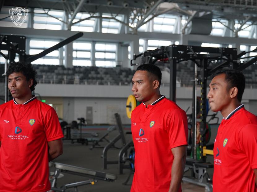 Para atlet dan pelatih dengan tekun dan serius mempersiapkan diri untuk menghadapi Asian Games Ke-19 yang akan digelar di Hangzhou, Tiongkok, pada 23 September hingga 8 Oktober 2023.