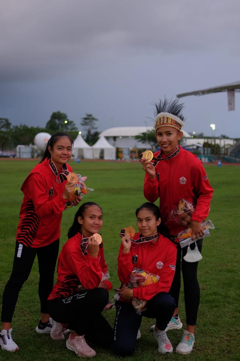 Para atlet peraih medali emas DKI Jakarta.