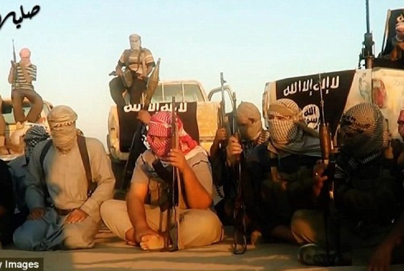 Para gerilyawan ISIS.