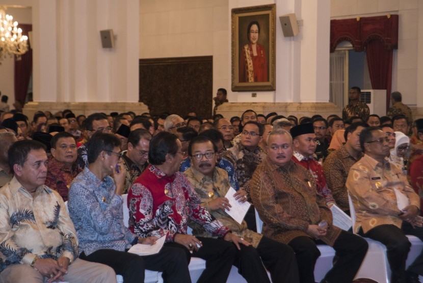 Para kepala daerah menghadiri pengarahan presiden kepada gubernur, bupati, dan wali kota seluruh Indonesia, di Istana Negara, Jakarta, Selasa (24/10) (ilustrasi).