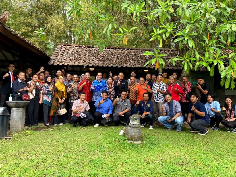 Para Local Champion Desa Wisata di Kawasan Borobudur. 
