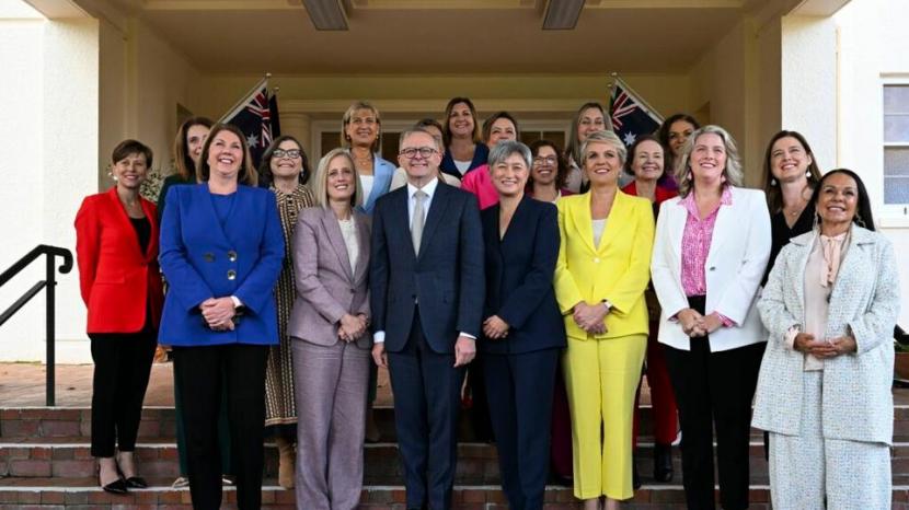 Para menteri perempuan di kabinet Australia yang baru, Rabu (1/6/2022). Pemerintah baru Australia telah menunjuk 13 menteri wanita, termasuk wanita Muslim. Jumlah itu merupakan jumlah menteri terbanyak di Australia. Perdana, Dua Muslim Ditunjuk Sebagai Menteri Federal Australia