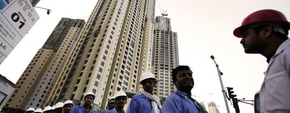 Para pekerja migran di sektor properti di Arab Saudi.