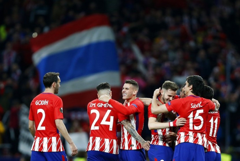 Para pemain Atletico Madrid meluapkan kegembiraan setelah lolos ke final Liga Europa.