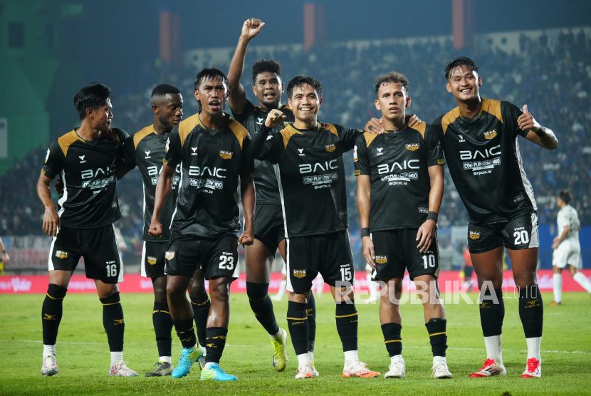 Ditahan Imbang Dewa United 1-1, Ambisi Persib Juara Piala Presiden 2025 Pupus