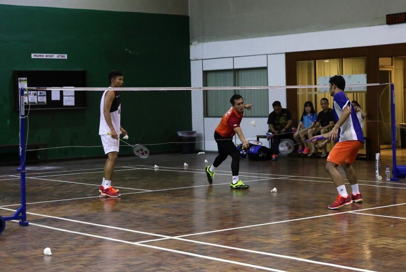 Para pemain Indonesia sedang latihan mempersiapkan turnamen Malaysia Open Super Series Premier 2016 yang dimulai Selasa (5/4).