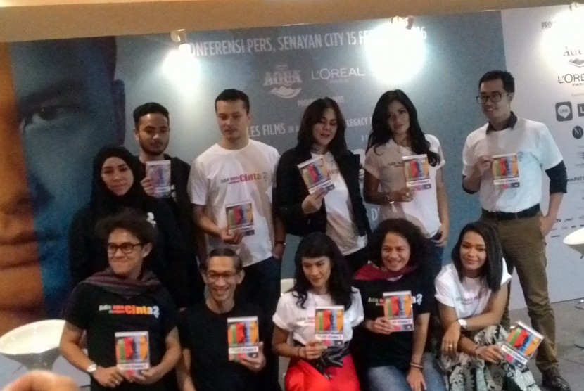 Para pemain, produser, sutradara, hingga musisi yang terlibat di penggarapan film AADC 2.