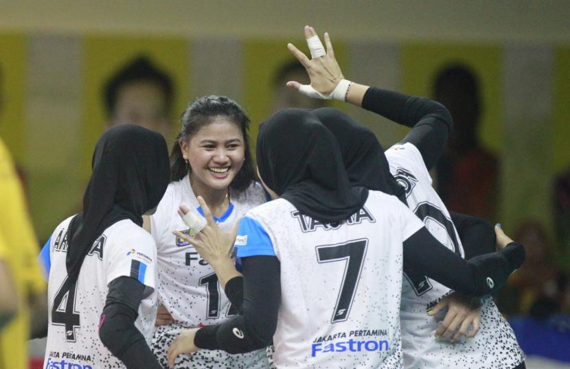 Para pemain tim putri Jakarta Pertamina Fastron
