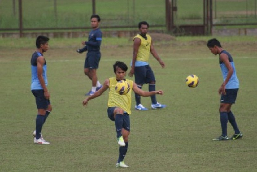 Para pemain timnas yang dipersiapkan melawan Irak pada laga Pra-Piala Asia.