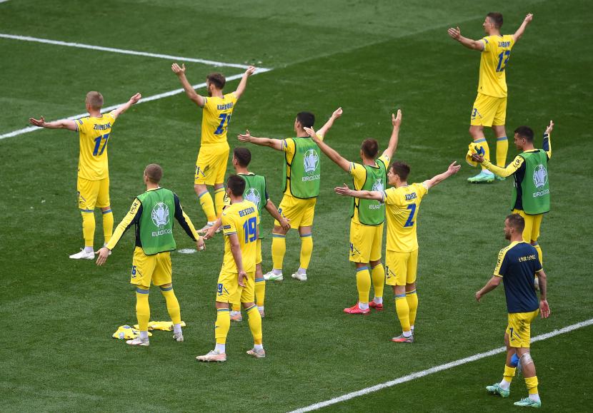 Para pemain Ukraina (ilustrasi). Ukraina akan menghadapi Austria pada laga perebutan posisi runner up Grup D Euro 2020.