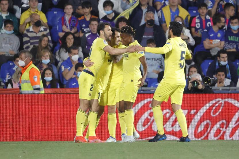 Para pemain Villarreal berselebrasi usai menjebol gawang tim lawan. (ilustrasi)