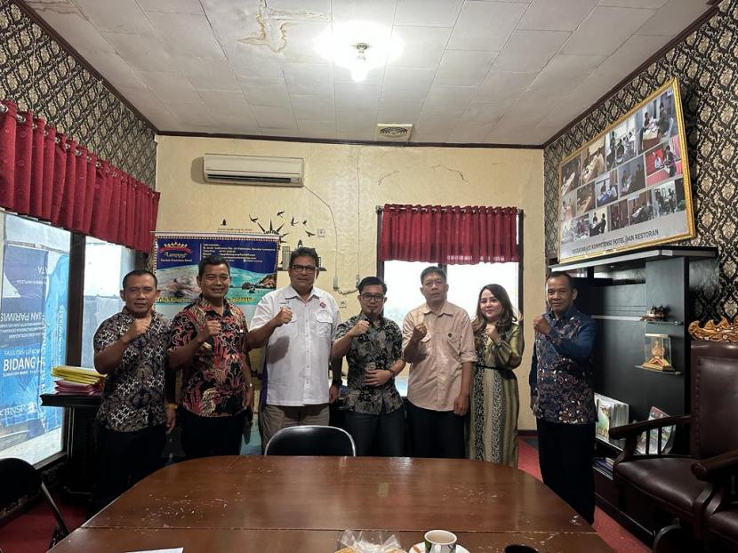 Para pemangku kepentingan pariwisata di Lampung bersinergi menyukseskan Krakatau Travel Mart