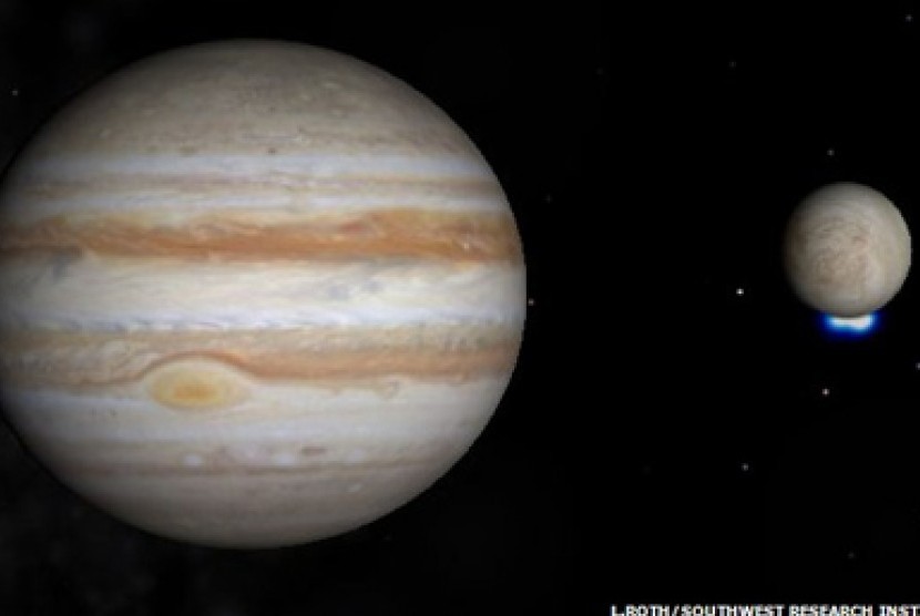 Para peneliti menduga bulan dingin Jupiter, Europa, memiliki geiser yang menyemburkan air 20 kali lebih tinggi dari Gunung Everest.