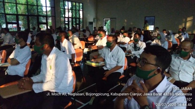 Para penyuluh pertanian di Jawa Barat mengikuti Pelatihan TOT proyek SIMURP gelombang I, 20-23 Juli 2020, di Balai Pelatihan Pertanian di Cihea, Cianjur Jawa Barat.