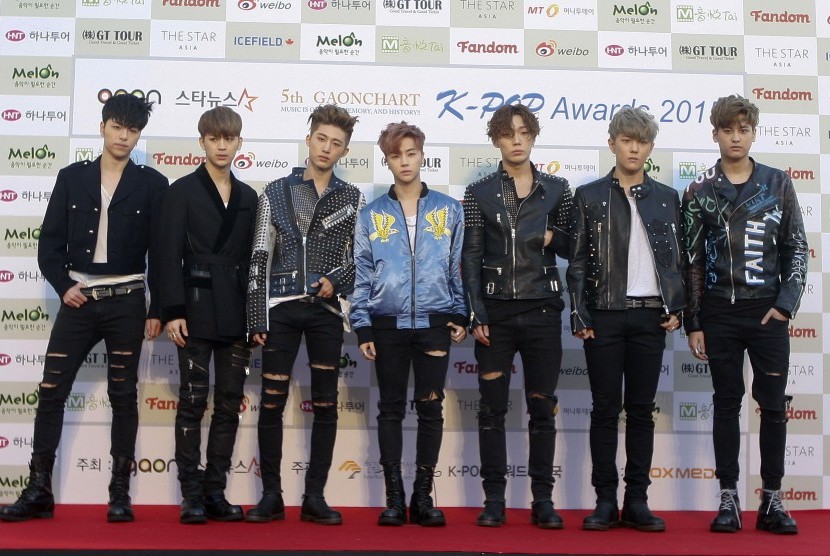 Para personel boygroup asal Korea Selatan iKON, yaitu Junhoe, Yunhyeong, B.I, Jinhwan atau Jay, Bobby, Donghyuk atau DK, dan Chanwoo.