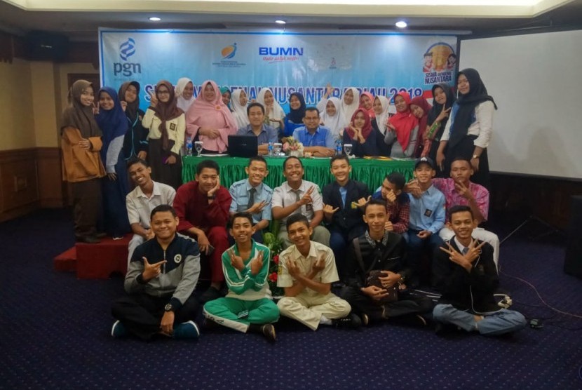 Para peserta kegiatan Seleksi Siswa Mengenal Nusantara (SMN) 2018 saat pembukaan proses seleksi di Hotel Furaya, Pekanbaru, Riau. Siswa yang terpilih ini nantinya akan mengikuti program pertukaran pelajar di Maluku.