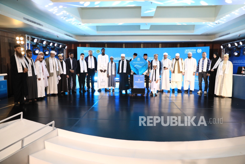 Para peserta MHQ Disabilitas Netra Internasional 2025 di Jakarta.