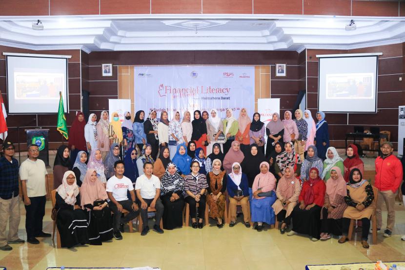 Para peserta program Financial Literacy for Women.