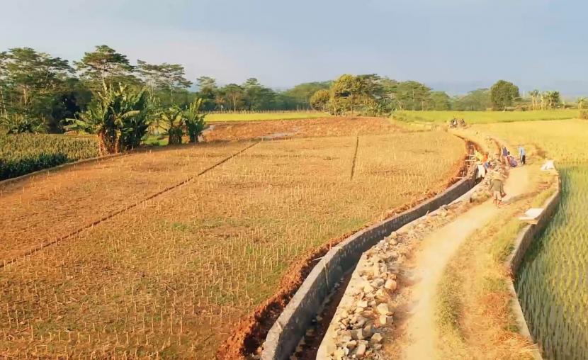 Para petani di Kabupaten Semarang bersiap menghadapi fenomena El Nino yang diperkirakan bakal melanda wilayah Provinsi Jawa Tengah.