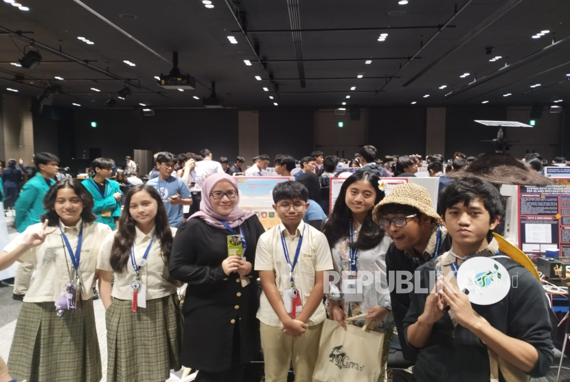 Siswa Mentari Intercultural School Raih Dua Perak pada Ajang JDIE 2025 di Jepang