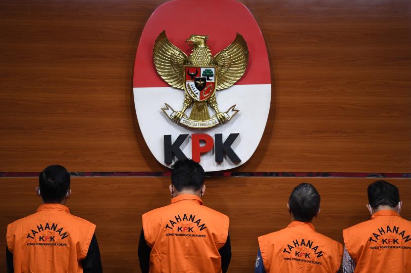 Komisi Pemberantasan Korupsi (KPK) menduga praktik suap penerimaan mahasiswa baru melalui jalur mandiri di Universitas Lampung (Unila) sudah lama terjadi. 