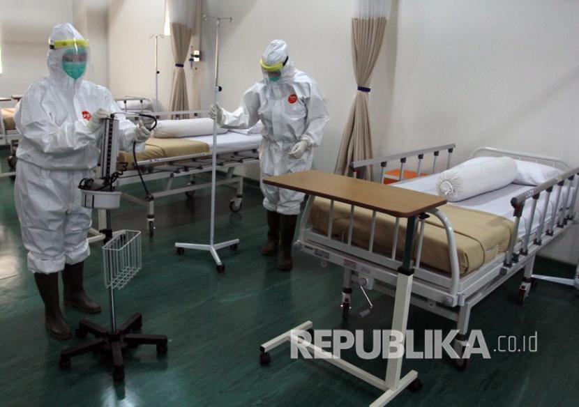 Pemerintah Kota Yogyakarta memastikan tidak ada pasien terkait Covid-19 yang dirawat di RS Jogja kabur atau melarikan diri dari fasilitas pelayanan kesehatan tersebut. Seperti diketahui, beredar video yang menyebutkan pasien terkait Covid-19 melarikan diri.