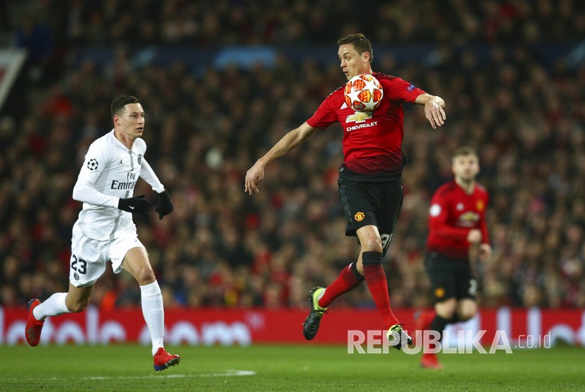  Paris Saint-Germain (PSG) berhasil menaklukkan Manchester United (MU) dengan skor 2-0 pada leg pertama babak 16 besar Liga Champions di Old Trafford, Rabu (13/2) dini hari WIB.