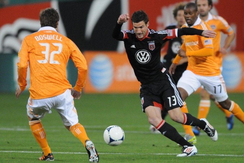 Partai Houston Dynamo versus DC United.