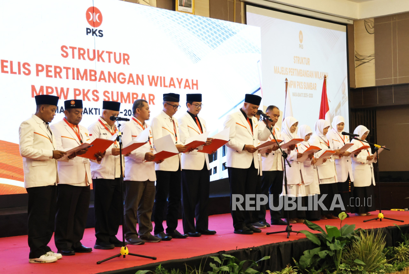 Partai Keadilan Sejahtera (PKS) Sumatra Barat menggelar Musyawarah Wilayah (Muswil) VI di Ballroom Pangeran Beach Hotel, pada Ahad (24/8/2025).