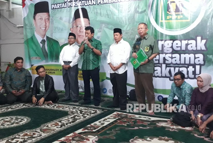 Partai Persatuan Pembangunan (PPP) mendeklarasikan untuk mengusung pasangan Ahmad Hidayat dan Rivai Umar sebagai bakal calon Gubenur dan Wakil Gubernur dalam pemiliha  gubernur (Pilgub) Provinsi Maluku Utara (Malut). Penyampaian ini dilakulan di kantor Dewan Pimpinan Pusat (DPP) PPP di Jalan Dipenogor Nomor 60.