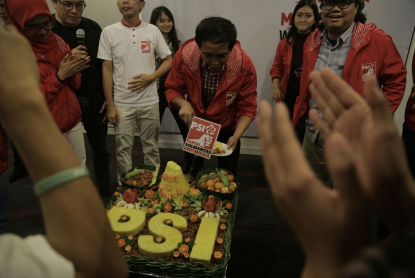 Partai Solidaritas Indonesia (PSI) menggelar syukuran di basecamp DPP PSI Jl Wahid Hasyim, Jakarta Pusat, Kamis (16/11) malam.