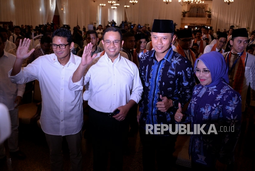 Pasalon Gubernur dan Wagub DKI Jakarta Agus H Yudhoyono- Sylviana Murni dan Pasalon Anies Baswedan-Sandiaga Uno 