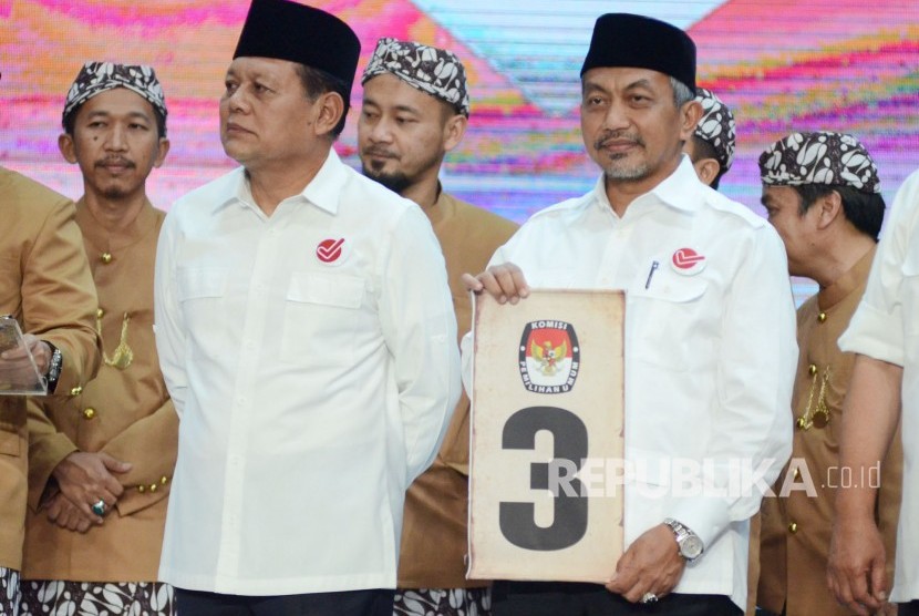 Pasangan calon gubernur dan wakil gubernur Jawa Barat, Sudrajat dan Ahamad Syaikhu