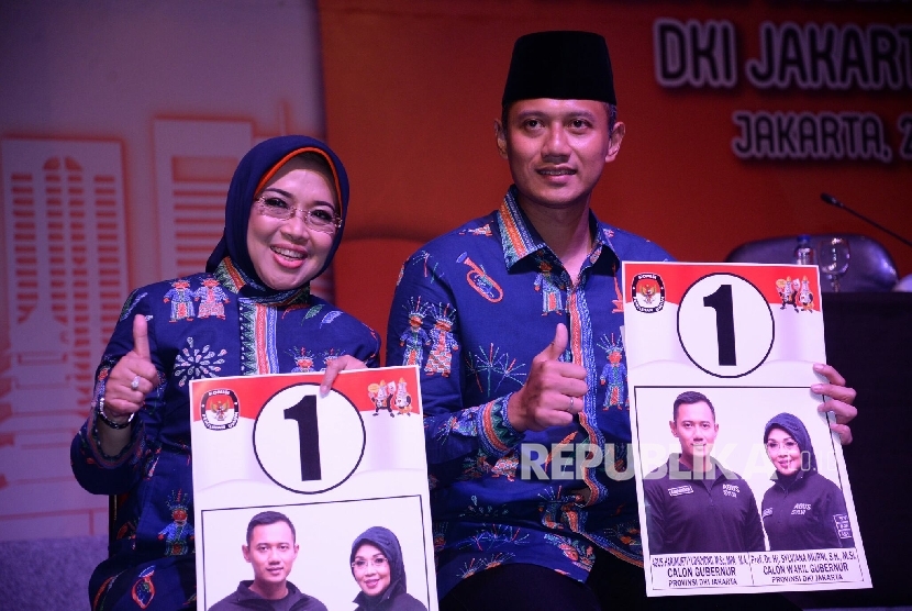  Pasangan Calon (pasalon) Gubernur dan Wakil Gubernur DKI Jakarta Agus H. Yudhoyono-Syilviana Murni. (Republika/Prayogi