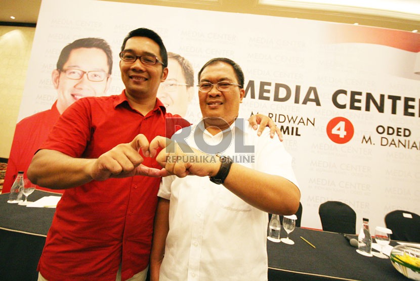  Pasangan calon Wali Kota dan Wakil Wali Kota Bandung Ridwan Kamil dan Oded M Danial. (Republika/Edi Yusuf)