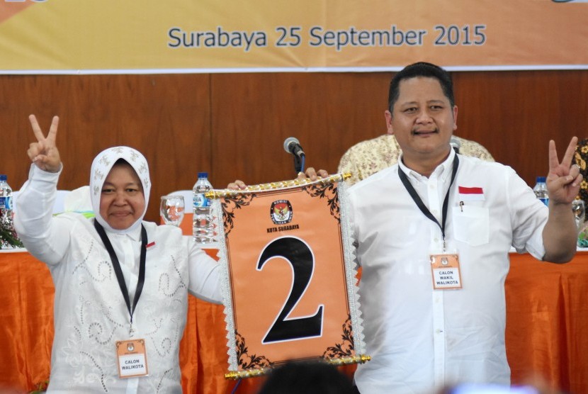 Pasangan calon Wali Kota dan Wakil Wali Kota Surabaya Petahana, Tri Rismaharini (kiri) dan Whisnu Sakti Buana (kanan).