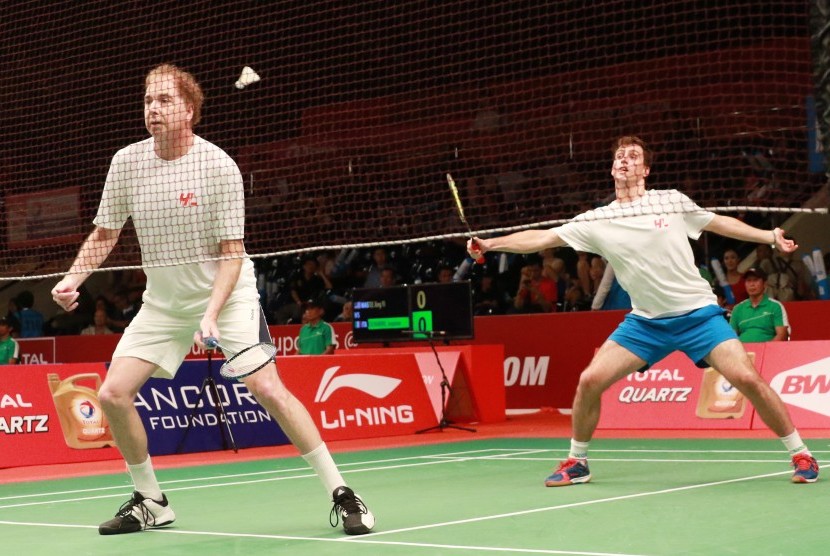 Pasangan ganda putra AS, Mathew Fogarty (kiri)/Bjorn Seguin (kanan) di babak pertama Total BWF World Championship 2015