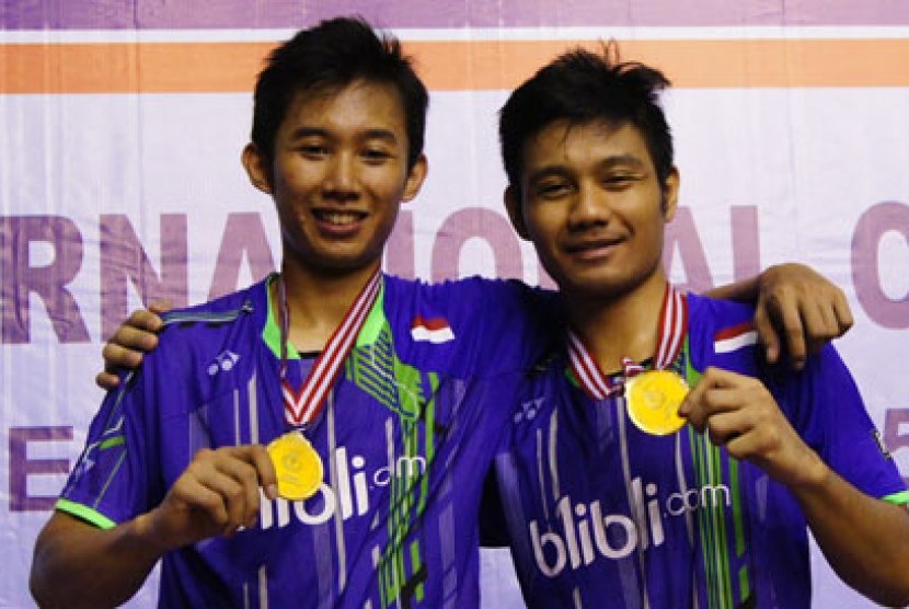 Pasangan ganda putra Berry Angriawan/Ryan Agung Saputra saat menjuarai turnamen Indonesia Open International Challenge 2015.