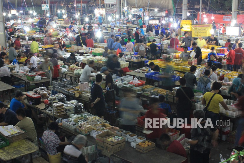 Deretan Pasar Kue Subuh yang menggiurkan lidah di Jakarta, salah satunya Pasar Kue Subuh Senen. (ilustrasi)