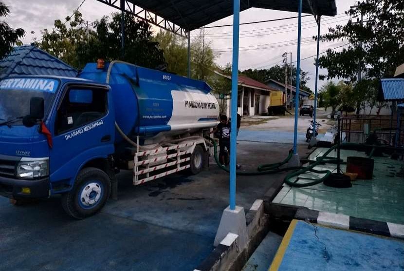 Pasca gempa Palu dan Donggala, Pertamina bergerak cepat memenuhi kebutuhan BBM untuk Rumah Sakit dan PLN. Saat ini telah disalurkan Solar 1500 liter untuk RS Undata Palu, 2000 liter untuk PLN Area Palu, 5000 liter ke Posko Basarnas Palu, 2000 liter dan Premium 2000 liter untu RS Parigi.