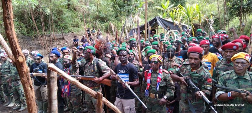 Pasukan kelompok separatis teroris (KST) Papua yang menamakan dirinya Tentara Pembebasan Nasional Papua Barat-Organisasi Papua Merdeka (TPNPB-OPM).