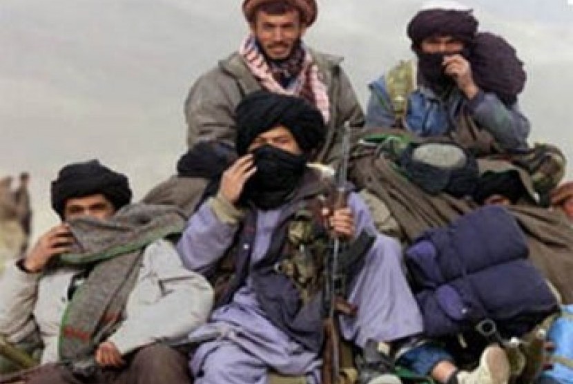 Pasukan Taliban menyerbu konvoi di barat Afganistan dan menculik aktivis perdamaian. Ilustrasi.