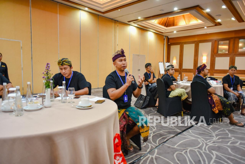 Patra Jasa melalui unit bisnisnya The Patra Bali Resort & Villas menyelenggarakan Pelatihan dan Sertifikasi Lokal Tour Guide. 