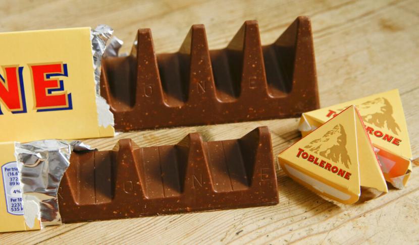Patuhi Swissness Act, Mondelez International Inc akan meniadakan gambar gunung Matterhorn yang ikonik dari bungkus cokelat Toblerone.